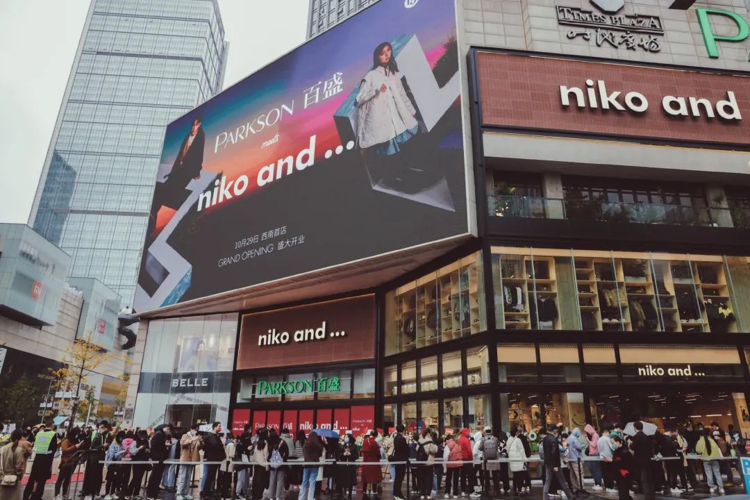 2025LPL全明星周末每日票数汇总：Jiejie依旧最高